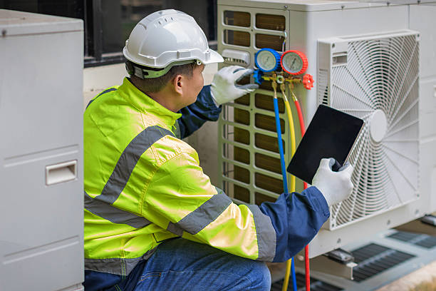 Professional Emergency Hvac Repair technician working in Pottsville, PA